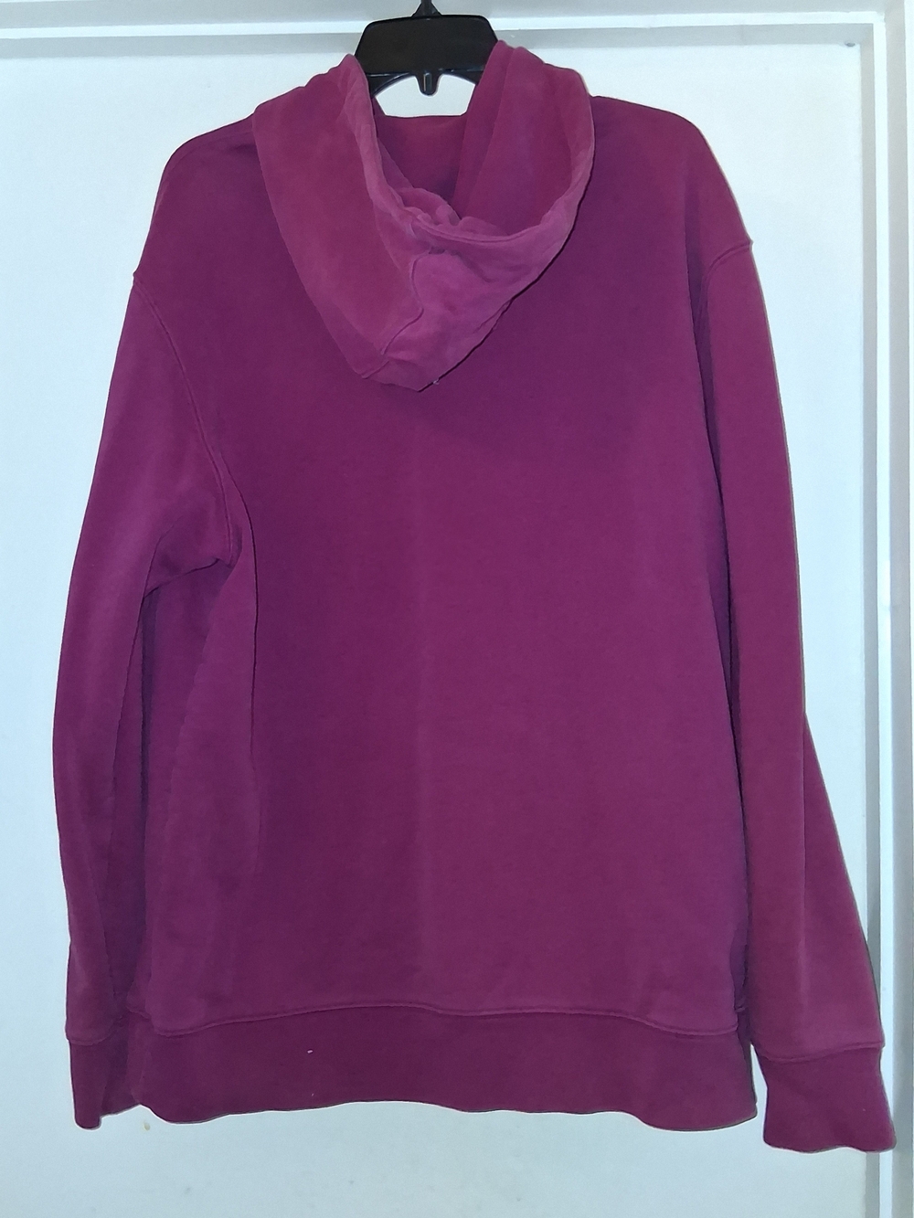 AEO Hoodie - Picture 3 of 5